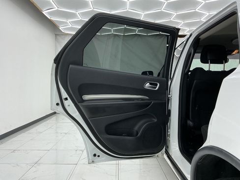 Used 2020 Dodge Durango AWD image 24