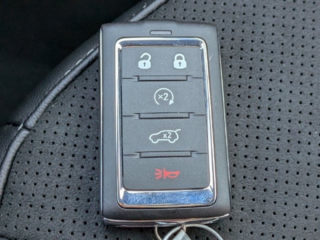 New 2026 Jeep Grand Cherokee Altitude AWD/4WD image 32
