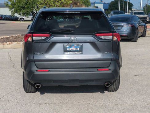 Used 2024 Toyota RAV4 XLE FWD image 7