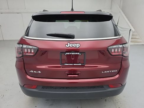 Used 2022 Jeep Compass Limited AWD/4WD image 11