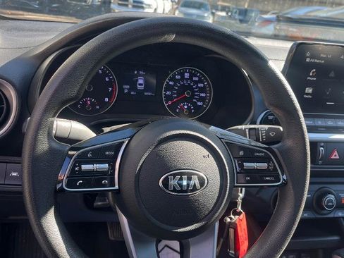 Used 2021 Kia Forte LXS image 18