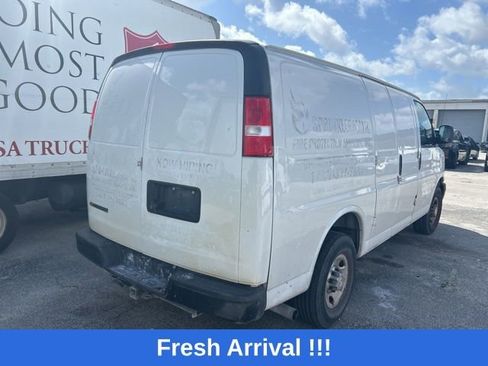 Used 2020 Chevrolet Express 2500 w/ Communications Package image 10