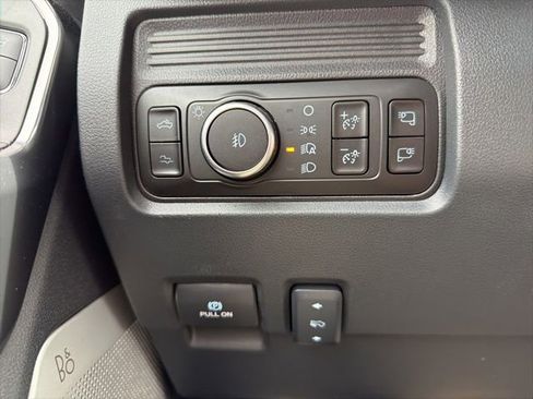 Used 2025 Ford F450 Platinum AWD/4WD image 29