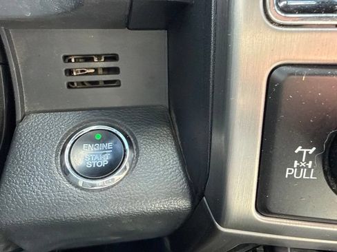 Used 2022 Ford F350 Platinum w/ FX4 Off-Road Package AWD/4WD image 27