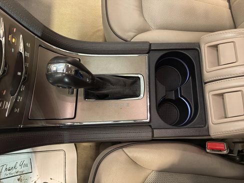 Used 2012 Lincoln MKX AWD image 18