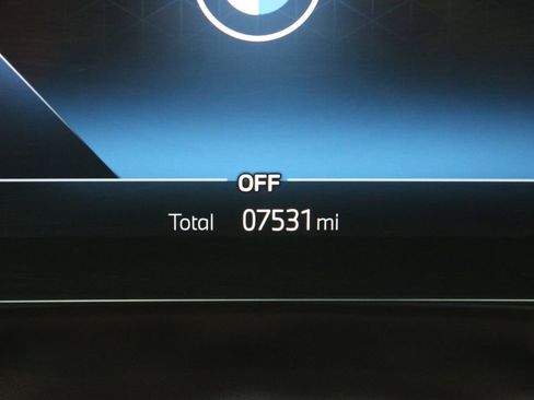 Used 2025 BMW X3 xDrive30i w/ Premium Package image 13