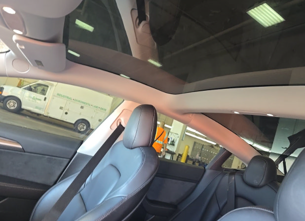 Used 2022 Tesla Model 3 Long Range AWD/4WD image 7