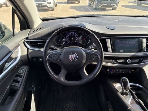 Used 2021 Buick Enclave Avenir w/ Avenir Technology Package image 17