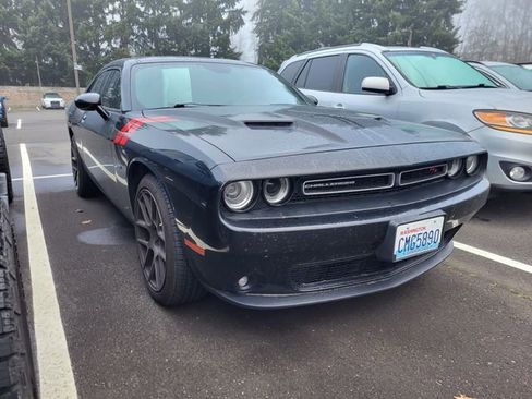 Used 2018 Dodge Challenger R/T w/ Sound Group image 2