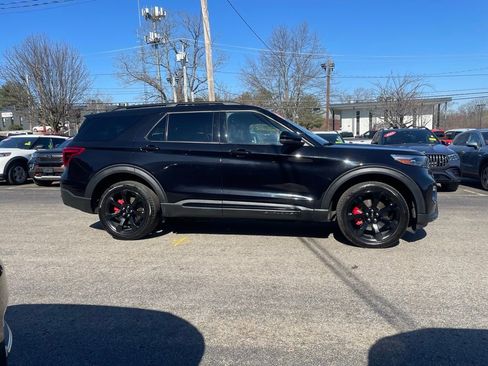 Used 2024 Ford Explorer ST w/ Equipment Group 401A AWD/4WD image 7
