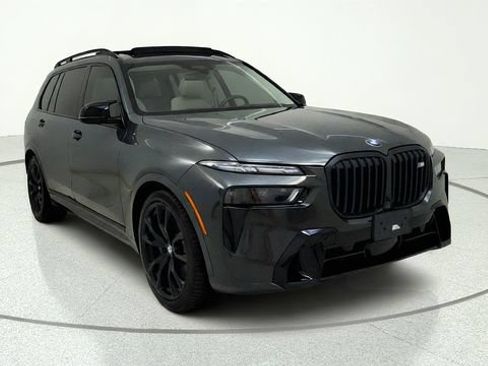 Used 2025 BMW X7 M60i AWD/4WD image 1