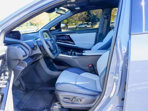 Used 2025 Subaru Solterra Touring w/ Touring Package image 18