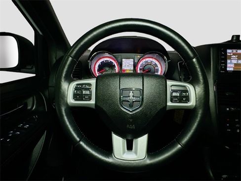 Used 2017 Dodge Grand Caravan GT image 10