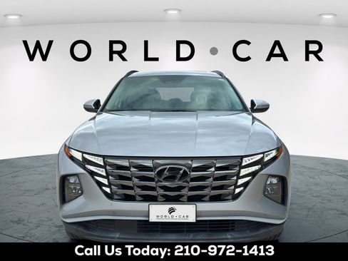 Used 2022 Hyundai Tucson SEL w/ Convenience + Premium Package AWD/4WD image 4