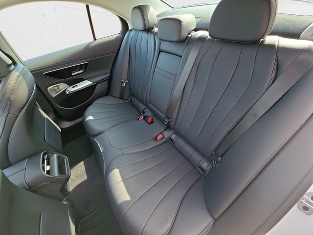 Used 2024 Mercedes-Benz E 350 4MATIC Sedan image 14