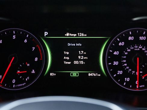 Used 2019 Genesis G70 2.0T Advanced image 39