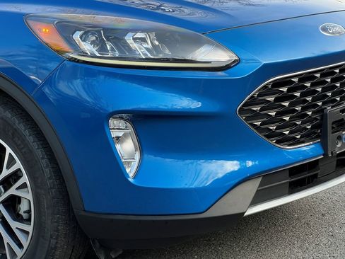 Used 2020 Ford Escape SEL image 15