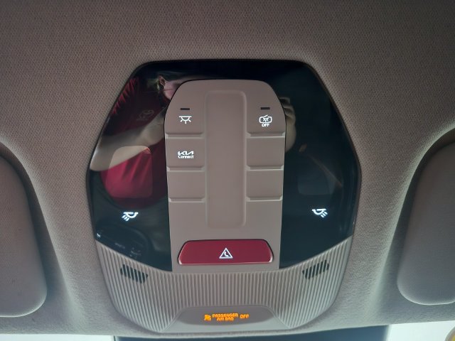 Used 2025 Kia K4 EX FWD image 27