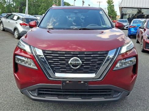 Certified 2021 Nissan Rogue SV image 2