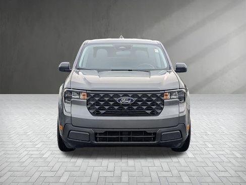 New 2025 Ford Maverick XL image 4