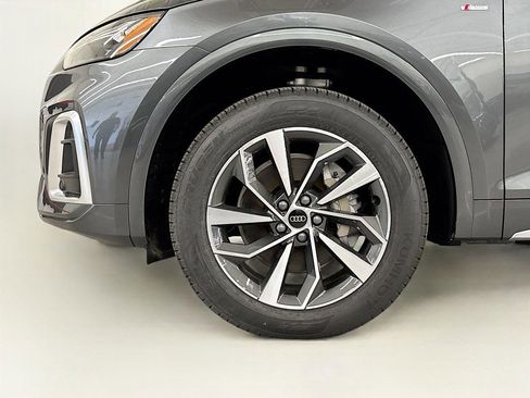 Used 2025 Audi Q5 2.0T Premium Plus w/ Premium Plus Package image 19