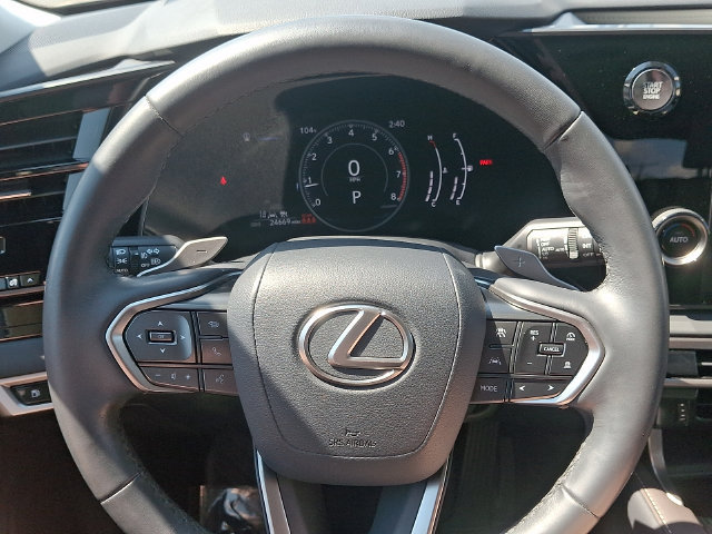 Used 2024 Lexus RX 350 FWD w/ Technology Package image 18
