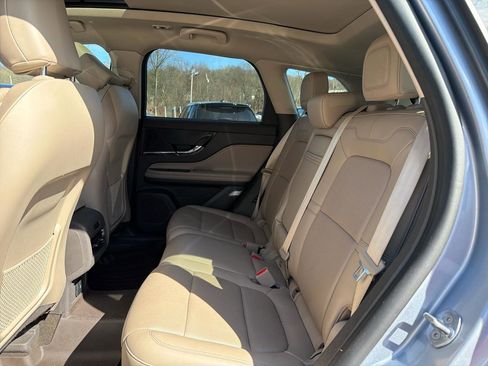 Used 2022 Lincoln Corsair Standard AWD w/ Premium Package image 20