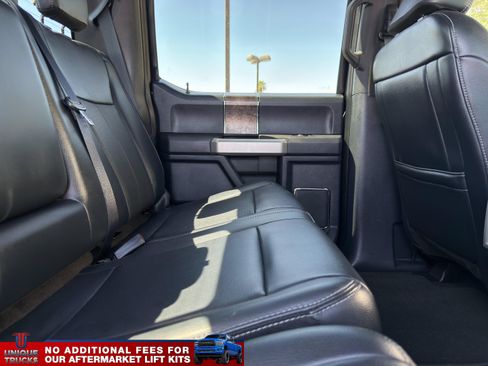 Used 2022 Ford F250 Lariat w/ Black Appearance Package AWD/4WD image 28