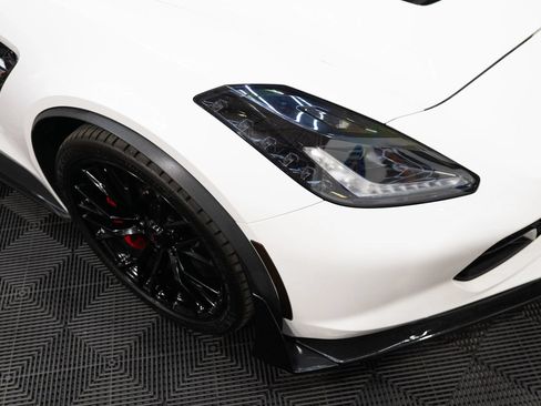 Used 2016 Chevrolet Corvette Z06 w/ Z07 Performance Package RWD image 4