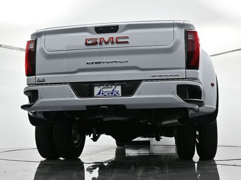 New 2026 GMC Sierra 3500 Denali w/ Technology Package AWD/4WD image 40
