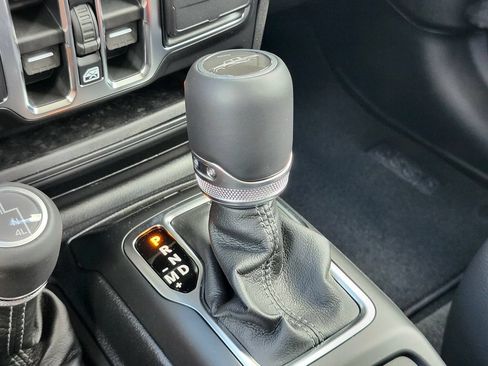 New 2026 Jeep Gladiator Sport AWD/4WD image 26