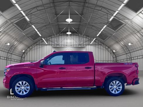 Used 2024 Chevrolet Silverado 1500 Custom AWD/4WD image 2