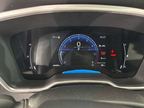 Used 2023 Toyota Corolla Cross XLE image 31