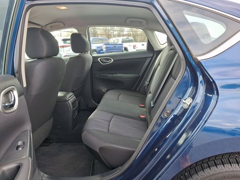 Used 2017 Nissan Sentra SV image 10
