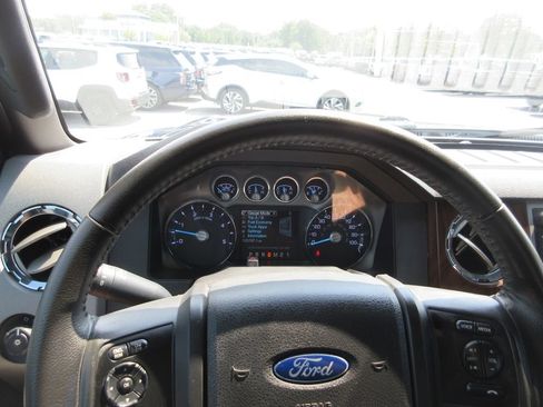 Used 2012 Ford F350 Lariat w/ Lariat Ultimate Pkg AWD/4WD image 32