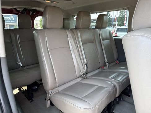 Used 2016 Nissan NV 3500 SL RWD image 14