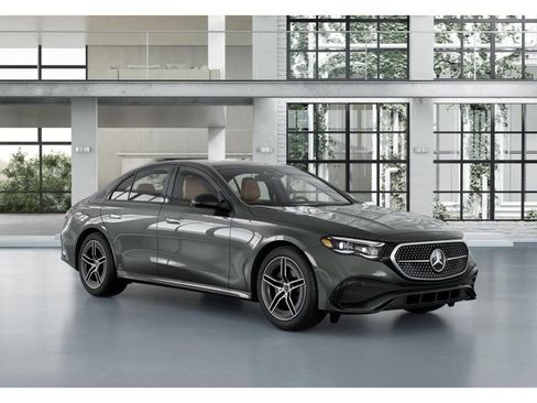 New 2026 Mercedes-Benz E 350 4MATIC Sedan image 11