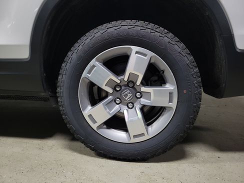 Used 2025 Honda Ridgeline RTL image 5