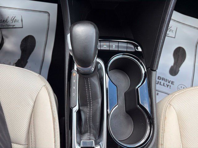 Used 2024 Buick Encore GX Sport Touring FWD image 23