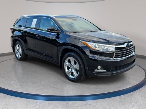 Used 2015 Toyota Highlander Limited Platinum AWD/4WD image 3