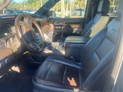 Used 2023 GMC Sierra 1500 Denali w/ Technology Package image 4