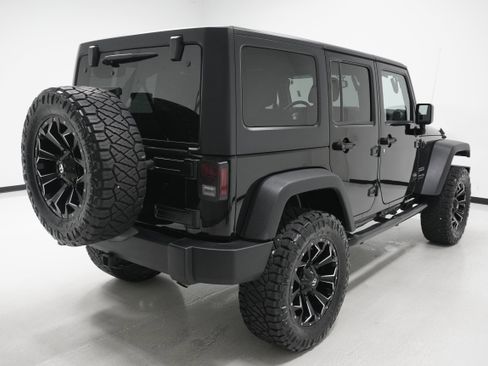 Used 2018 Jeep Wrangler Unlimited Sport S image 4