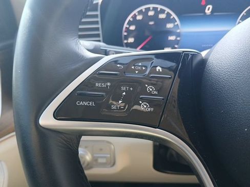 Used 2025 Mercedes-Benz GLE 350 4MATIC image 22