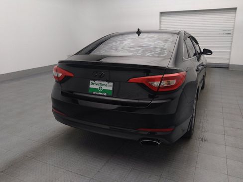 Used 2017 Hyundai Sonata SE FWD image 7