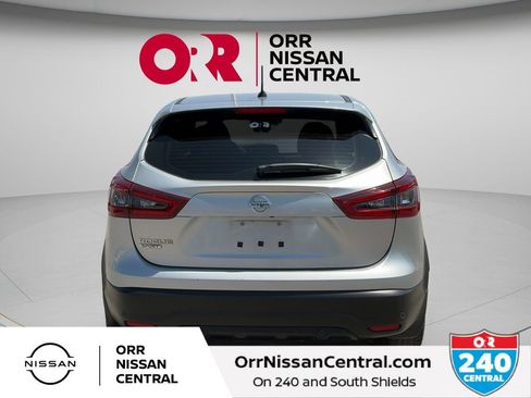 Used 2022 Nissan Rogue Sport S FWD image 6
