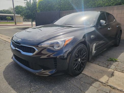 Used 2019 Kia Stinger image 1