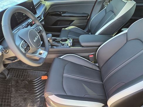 New 2026 Kia K5 GT-Line image 9