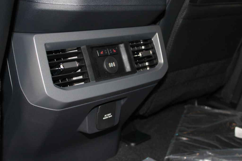 New 2026 Ford F350 Lariat w/ Black Appearance Package AWD/4WD image 60