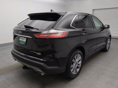 Used 2019 Ford Edge Titanium w/ Equipment Group 301A FWD image 10