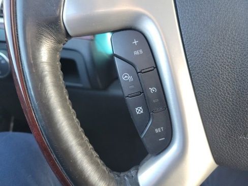 Used 2013 Cadillac Escalade Luxury image 17